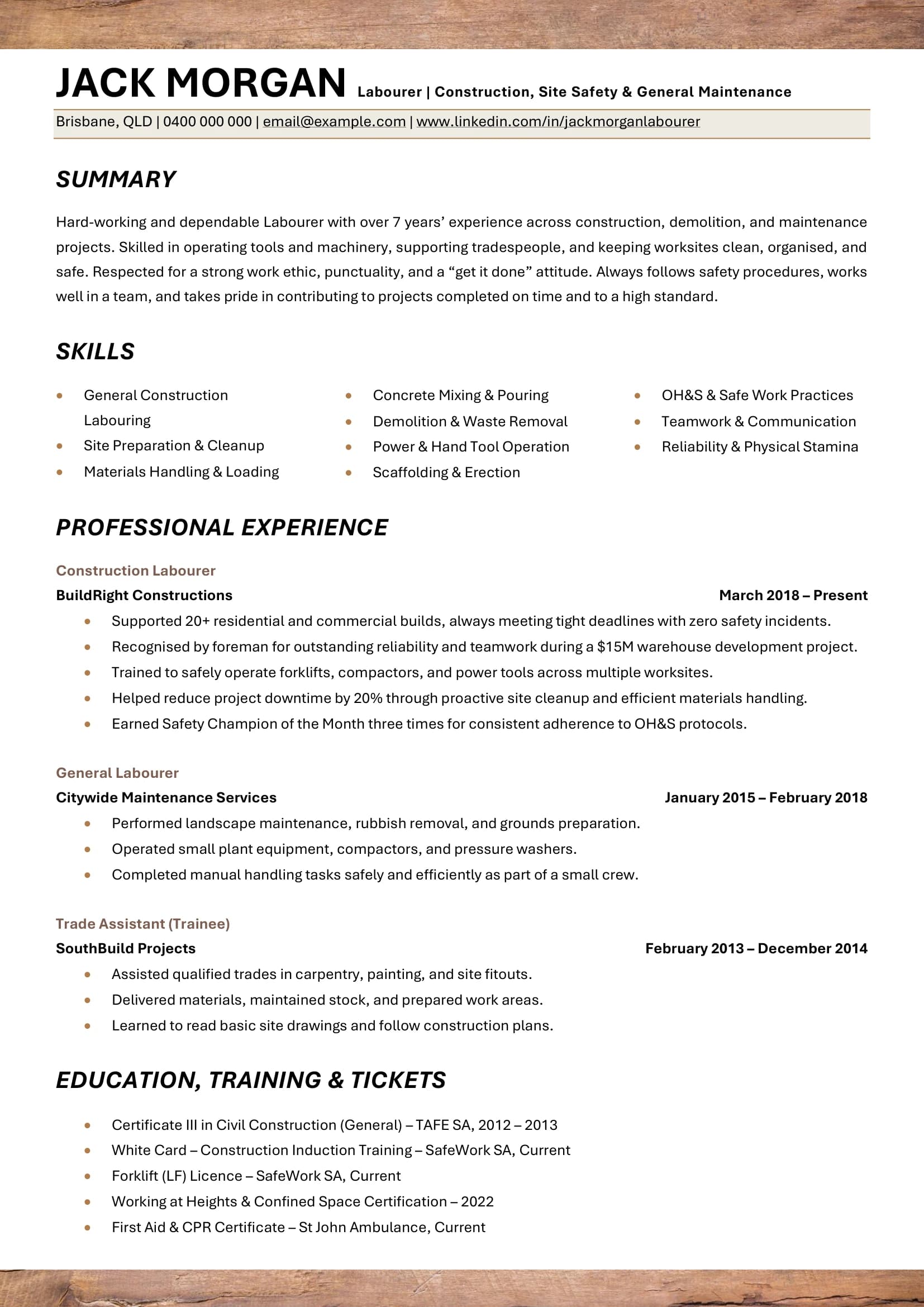 Labourer resume template presenting construction site experience and licences.